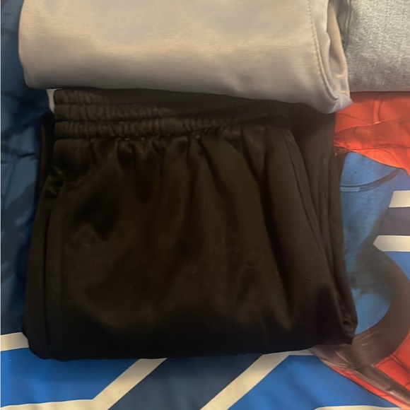 Boys clothes. Size 10/12 some new pants. Champion sweatpants and hoodie set - Picture 4 of 10